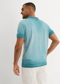 Polo de piqué con aspecto desgastado