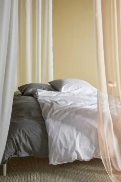 Ropa de cama de linón con aspecto de lino