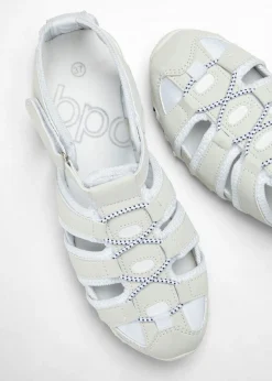 Sandalias