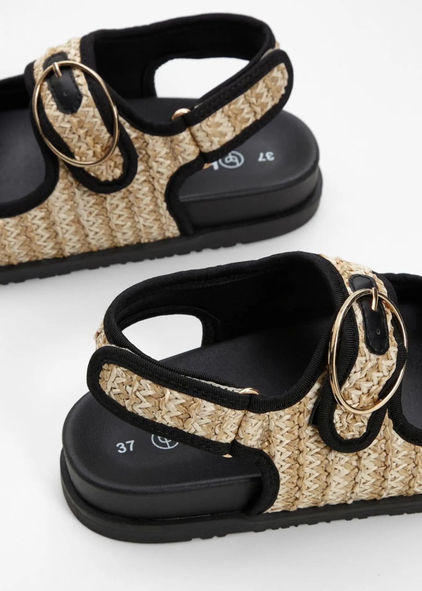 Sandalias