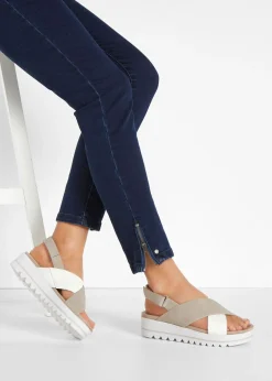 Sandalias Jana en ancho cómodo