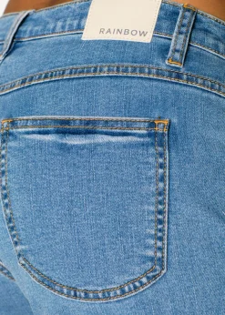 Shorts vaqueros con rotos y rasgaduras