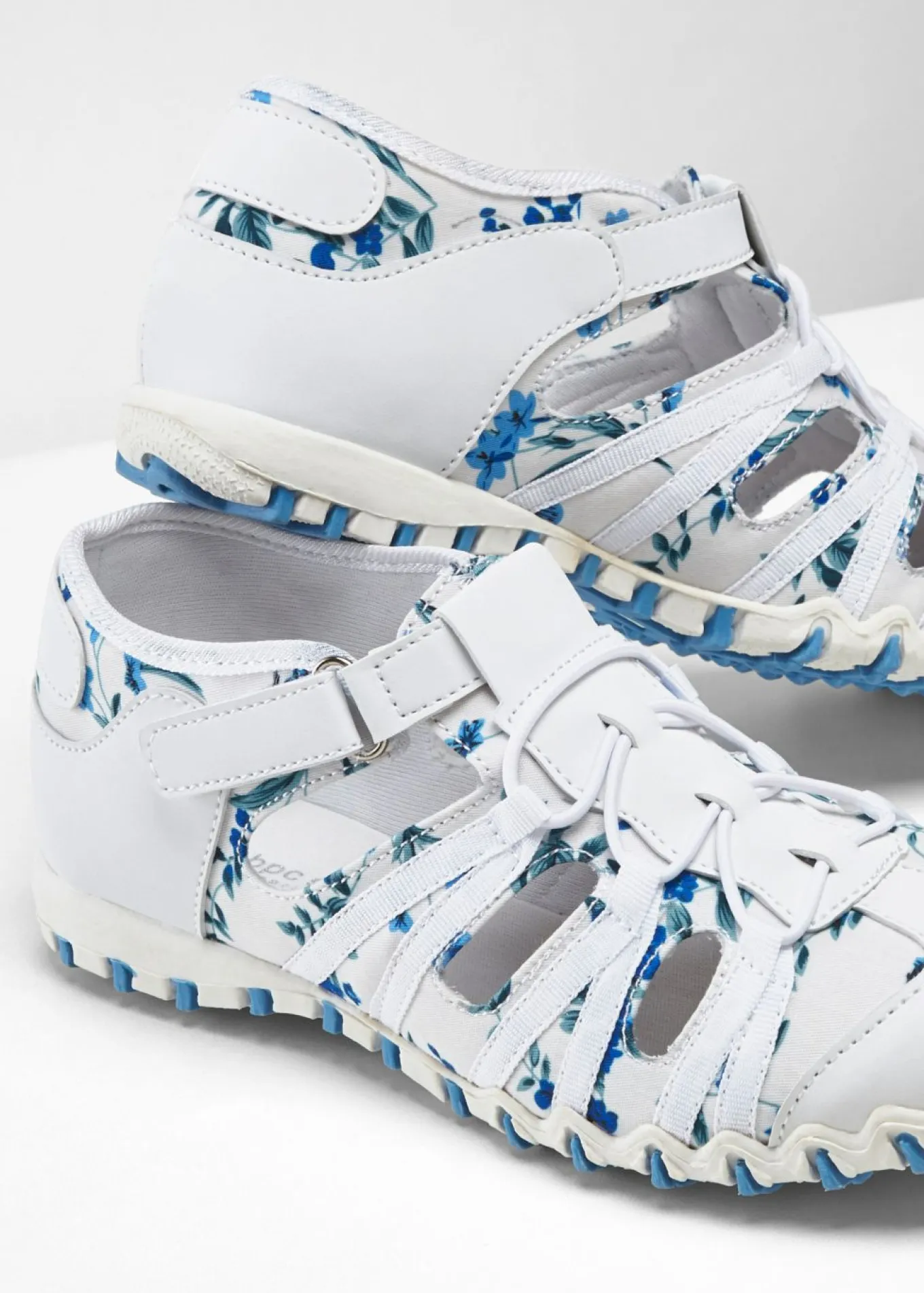 Slippers con suela perfilada
