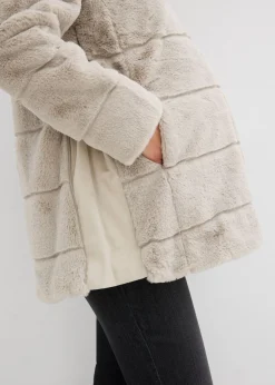Suave chaqueta de pelo para durante y después del embarazo