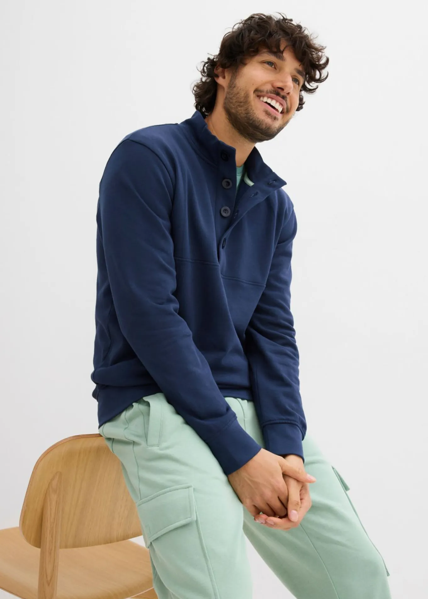 Sudadera con botones de algodón orgánico puro