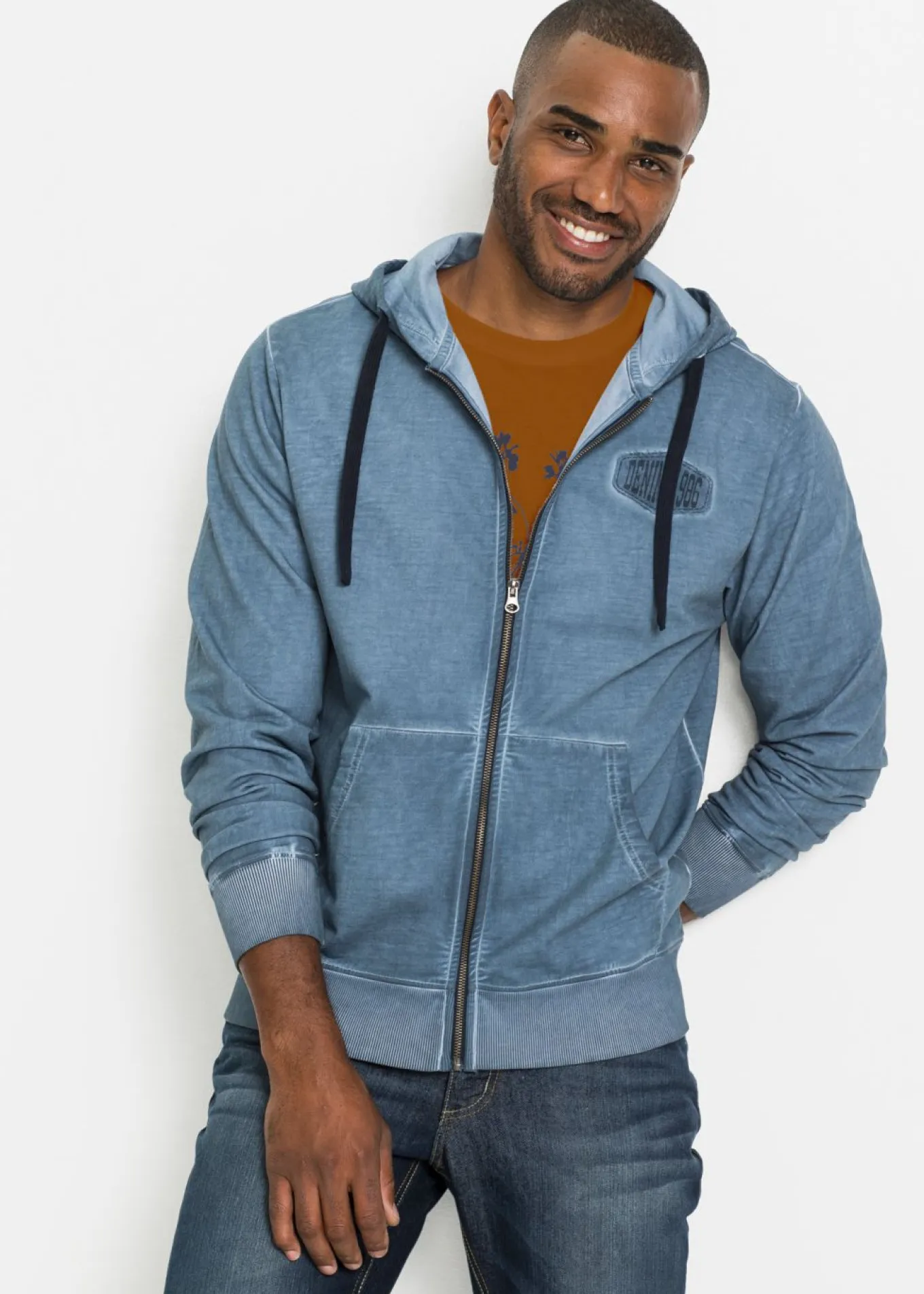 Sudadera con capucha con efecto desgastado