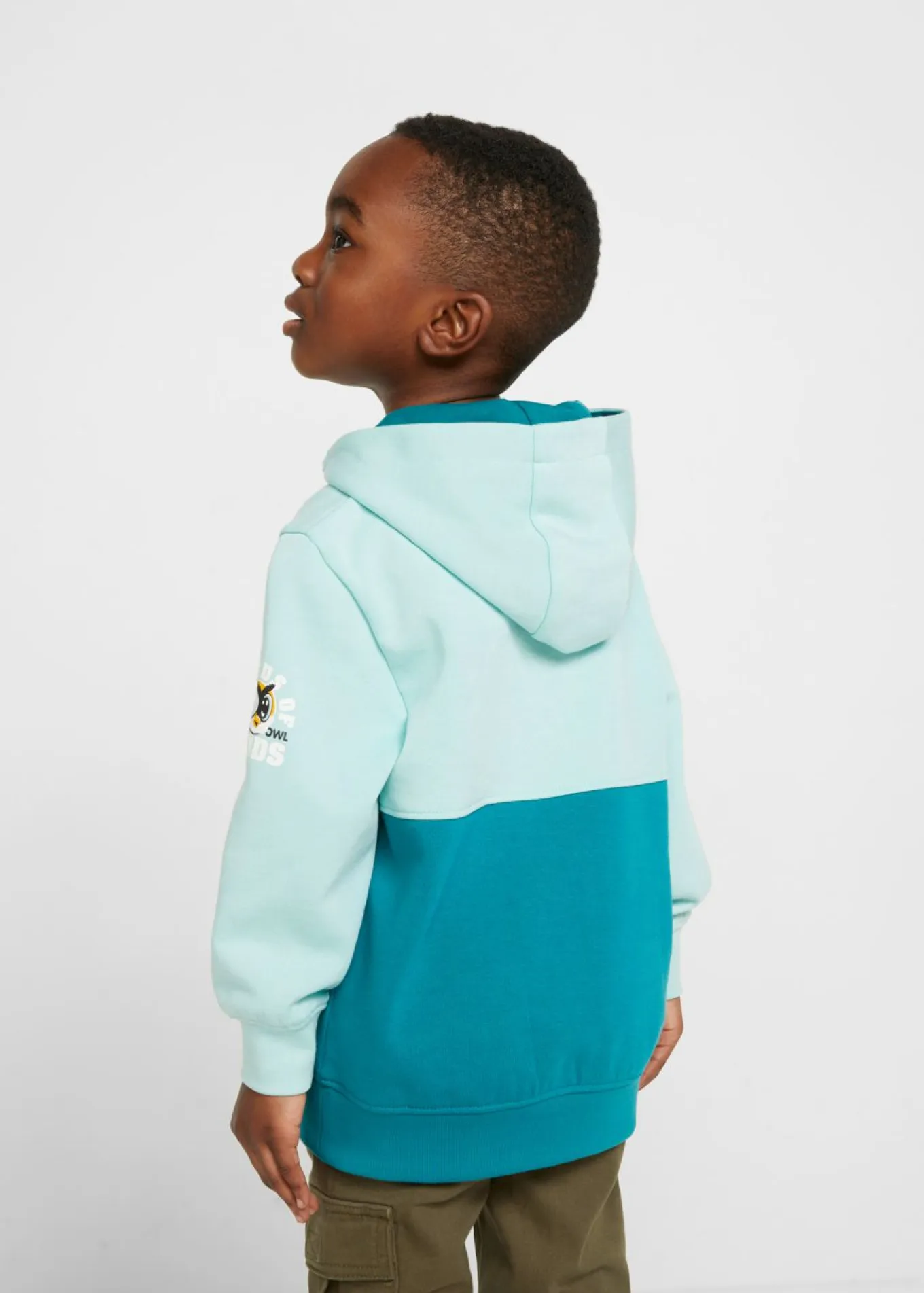 Sudadera con capucha en suave mezcla de algodón