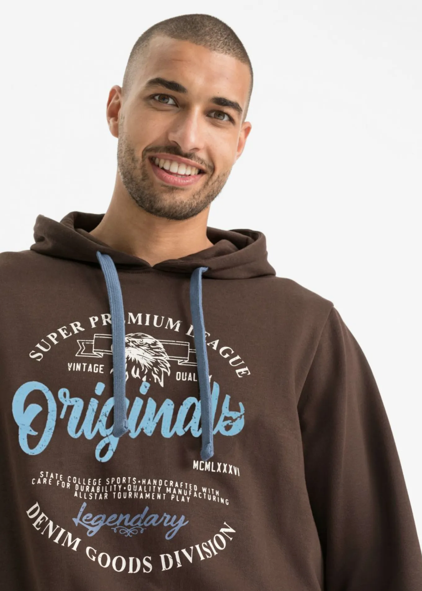 Sudadera con capucha y corte cómodo