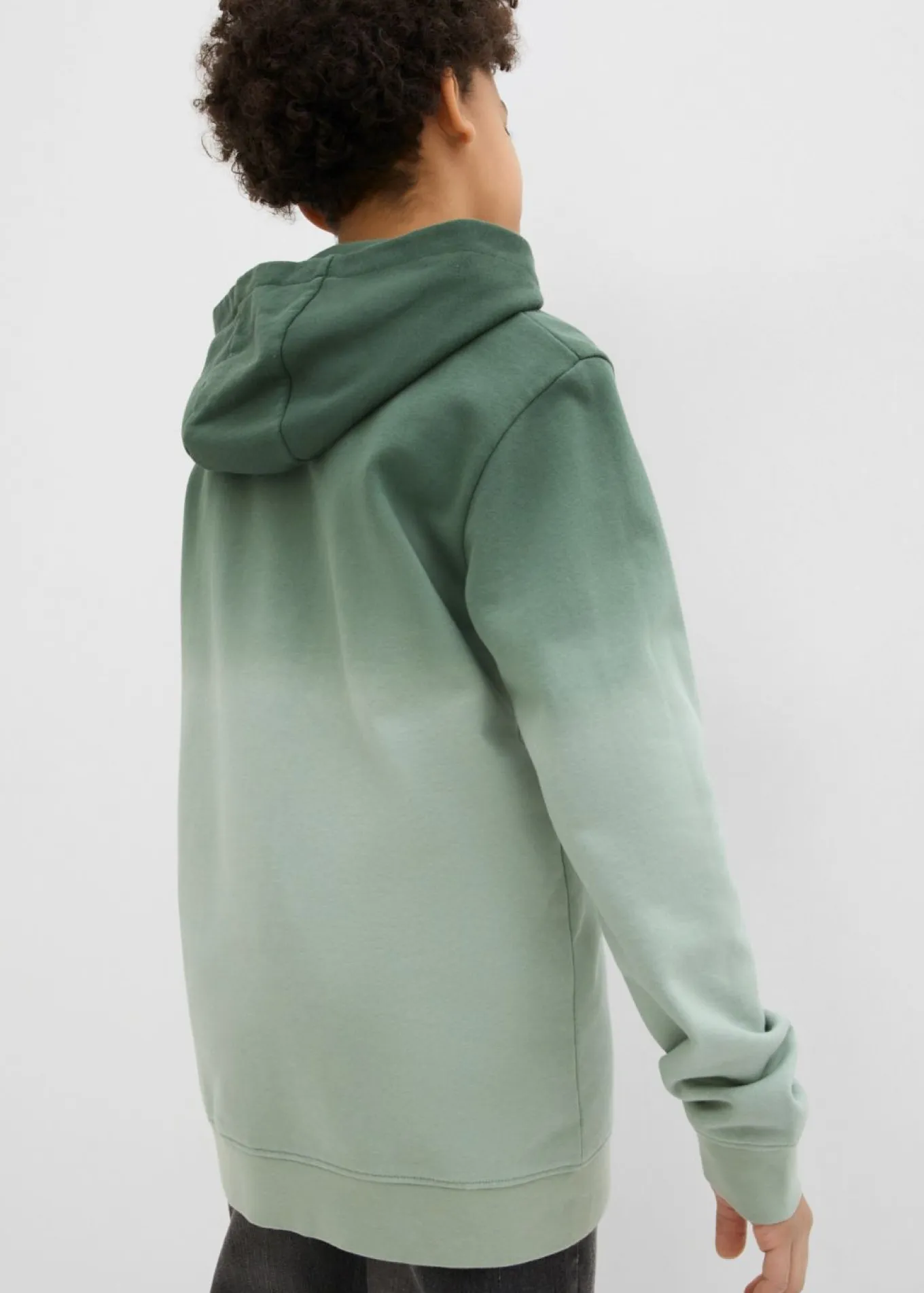 Sudadera con capucha y degradado cromático