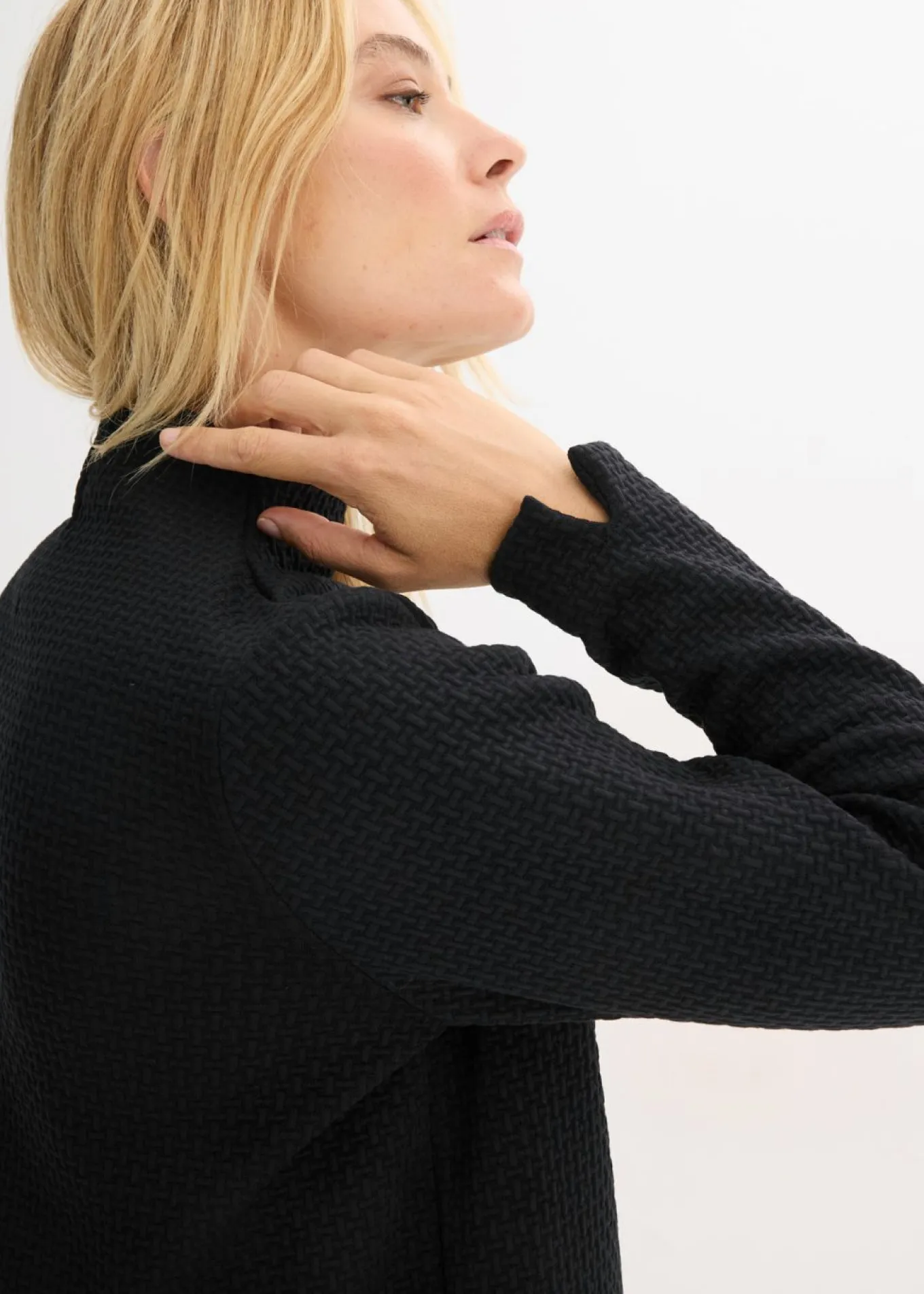 Sudadera con cuello alto