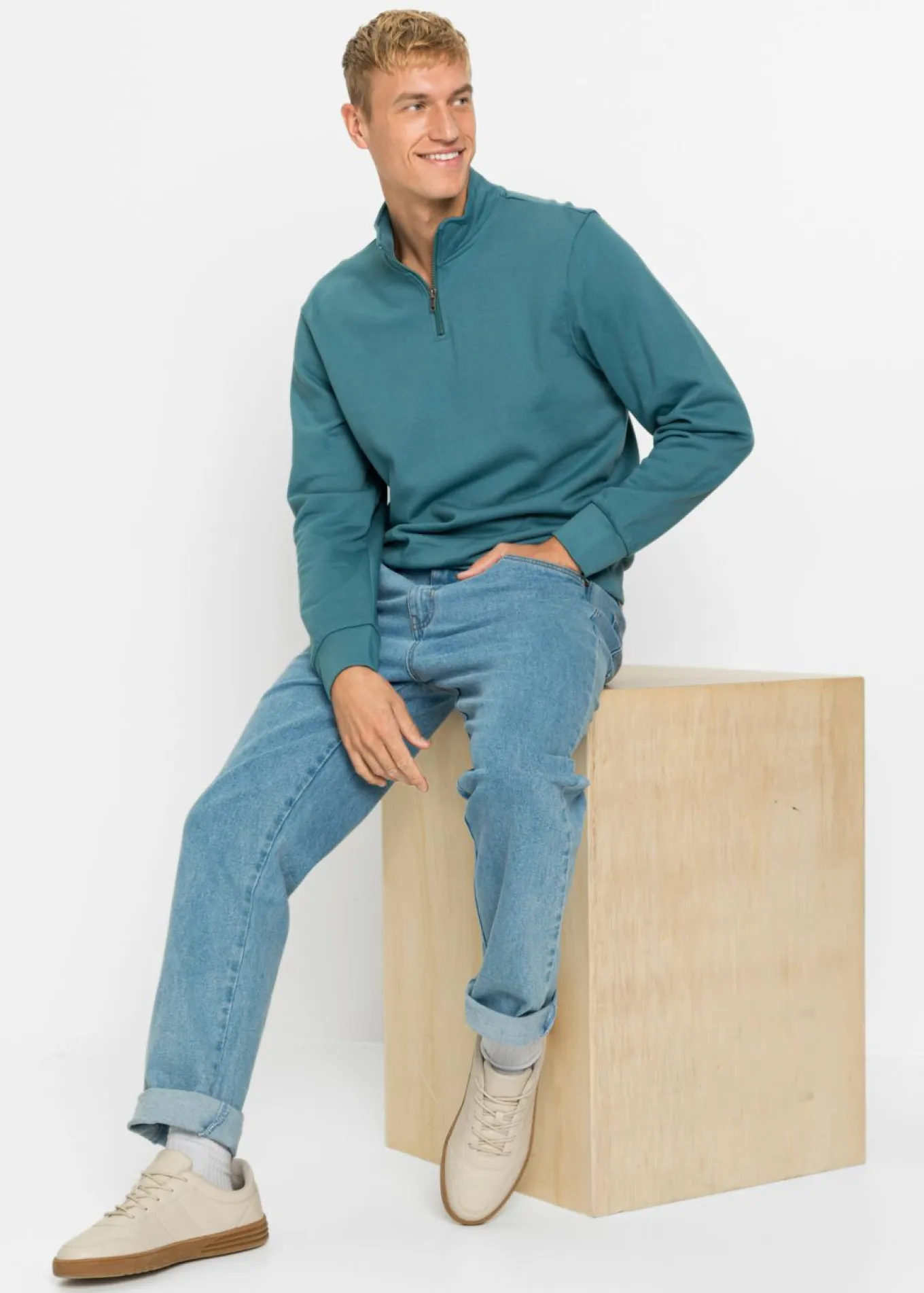 Sudadera con cuello troyer