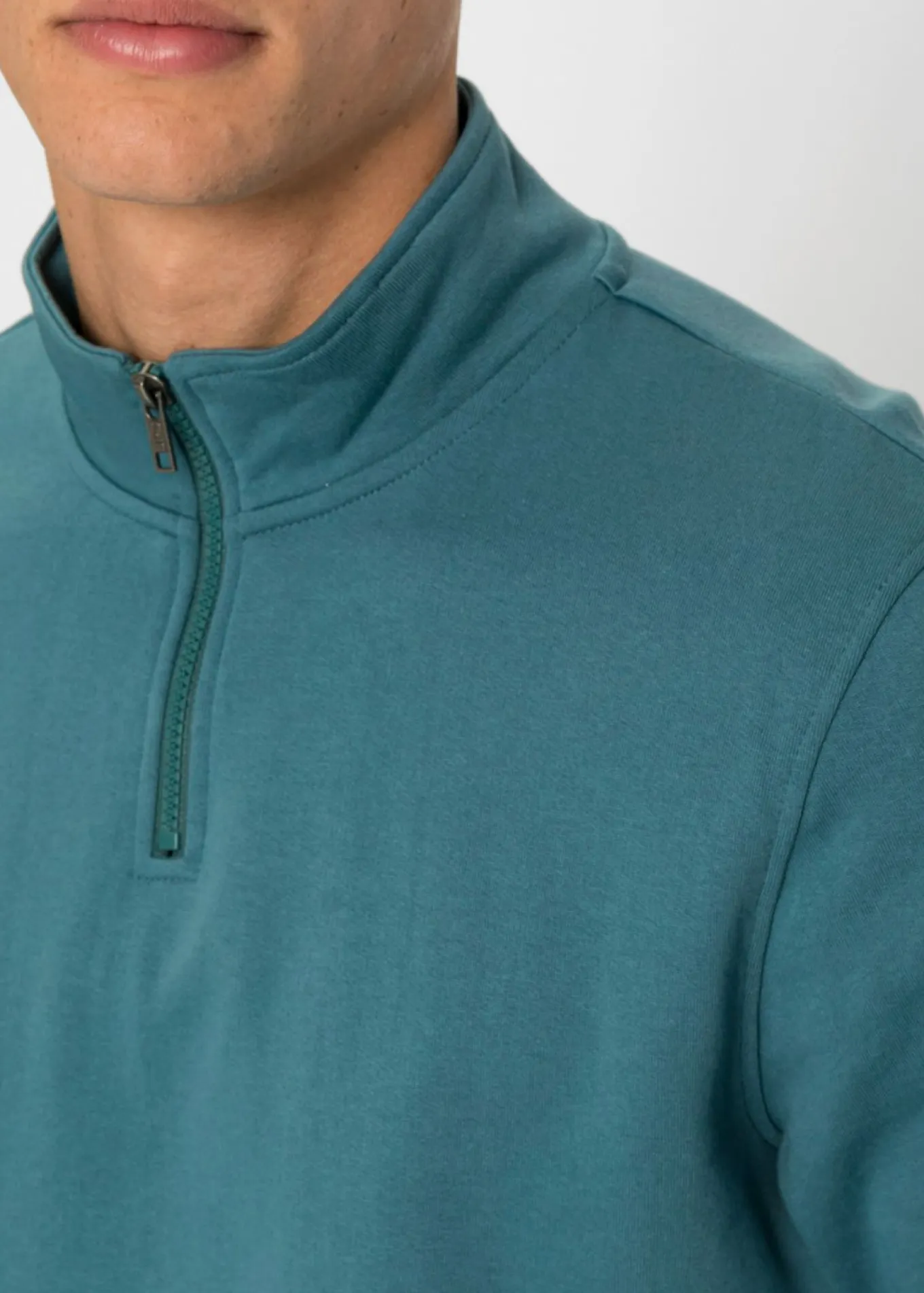 Sudadera con cuello troyer