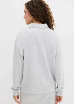 Sudadera con tachuelas