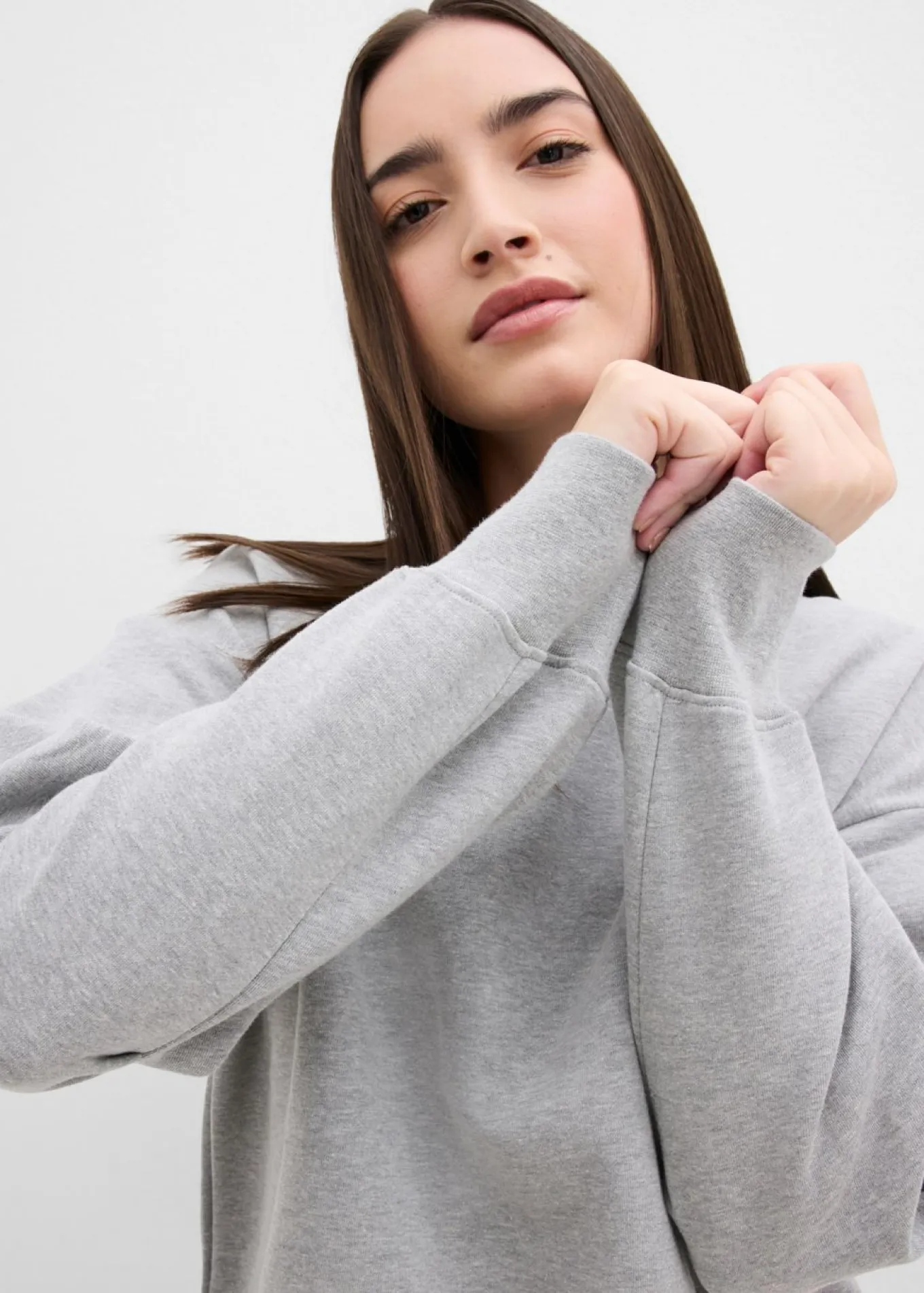 Sudadera de algodón orgánico con cuello ancho de canalé