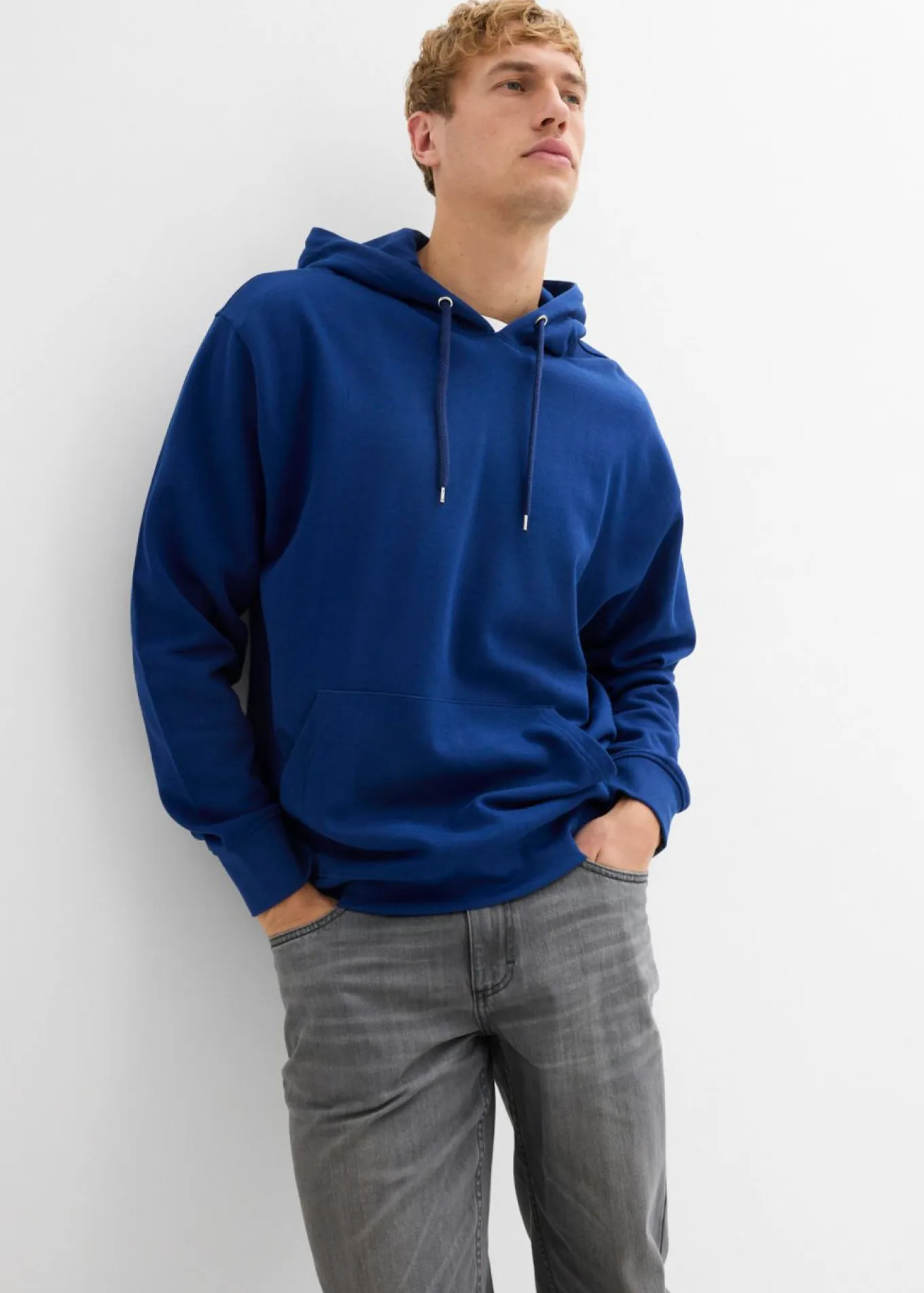 Sudadera de algodón orgánico puro con capucha y corte holgado