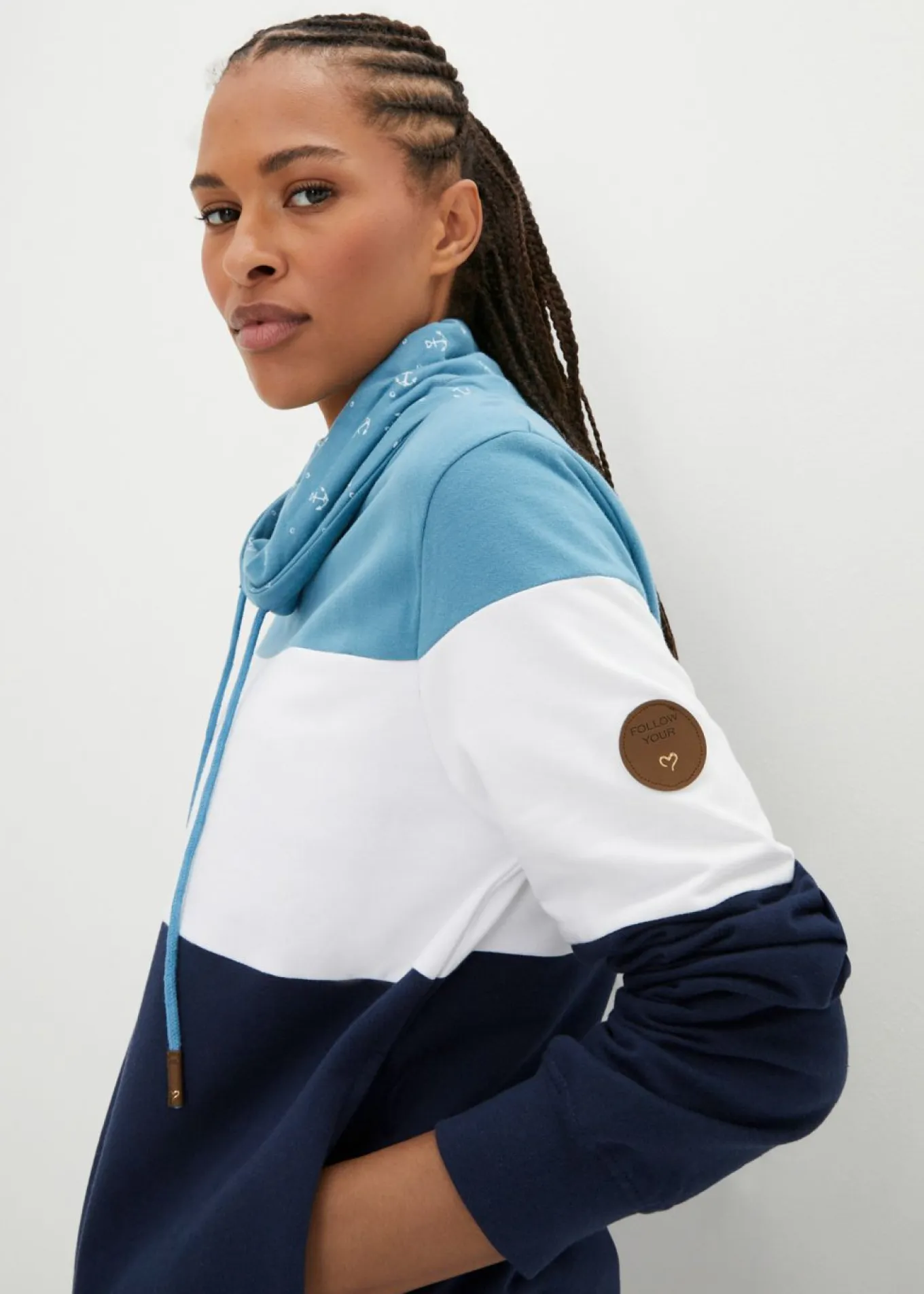 Sudadera de algodón puro con cuello estampado