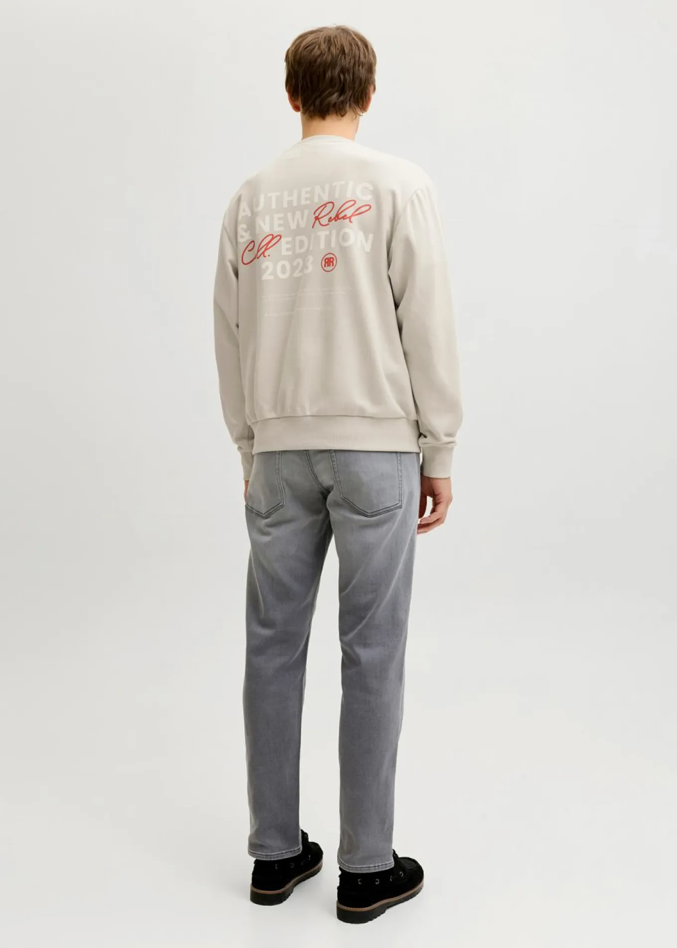 Sudadera de JJ REBEL con corte regular