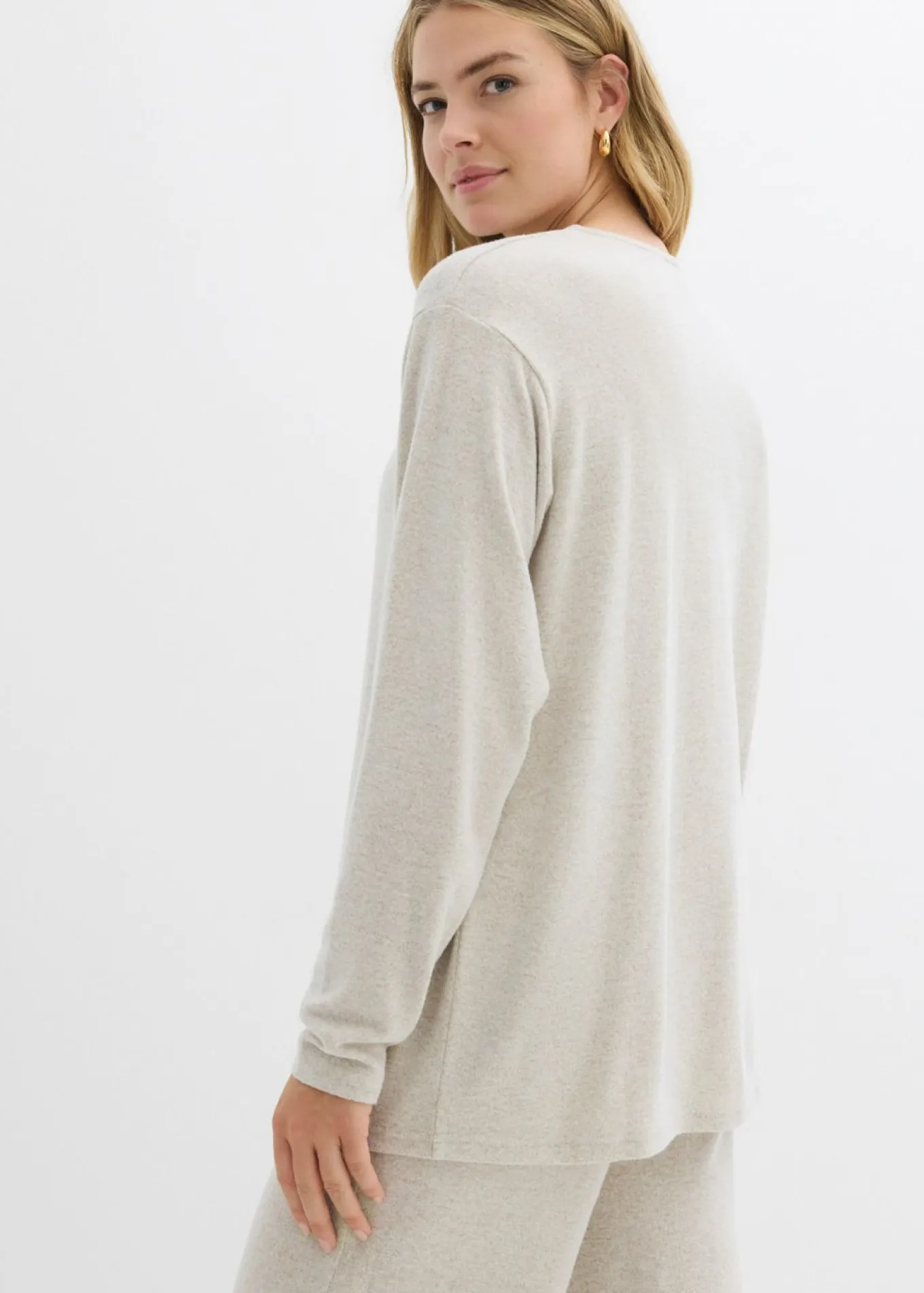 Sudadera larga con aspecto de punto