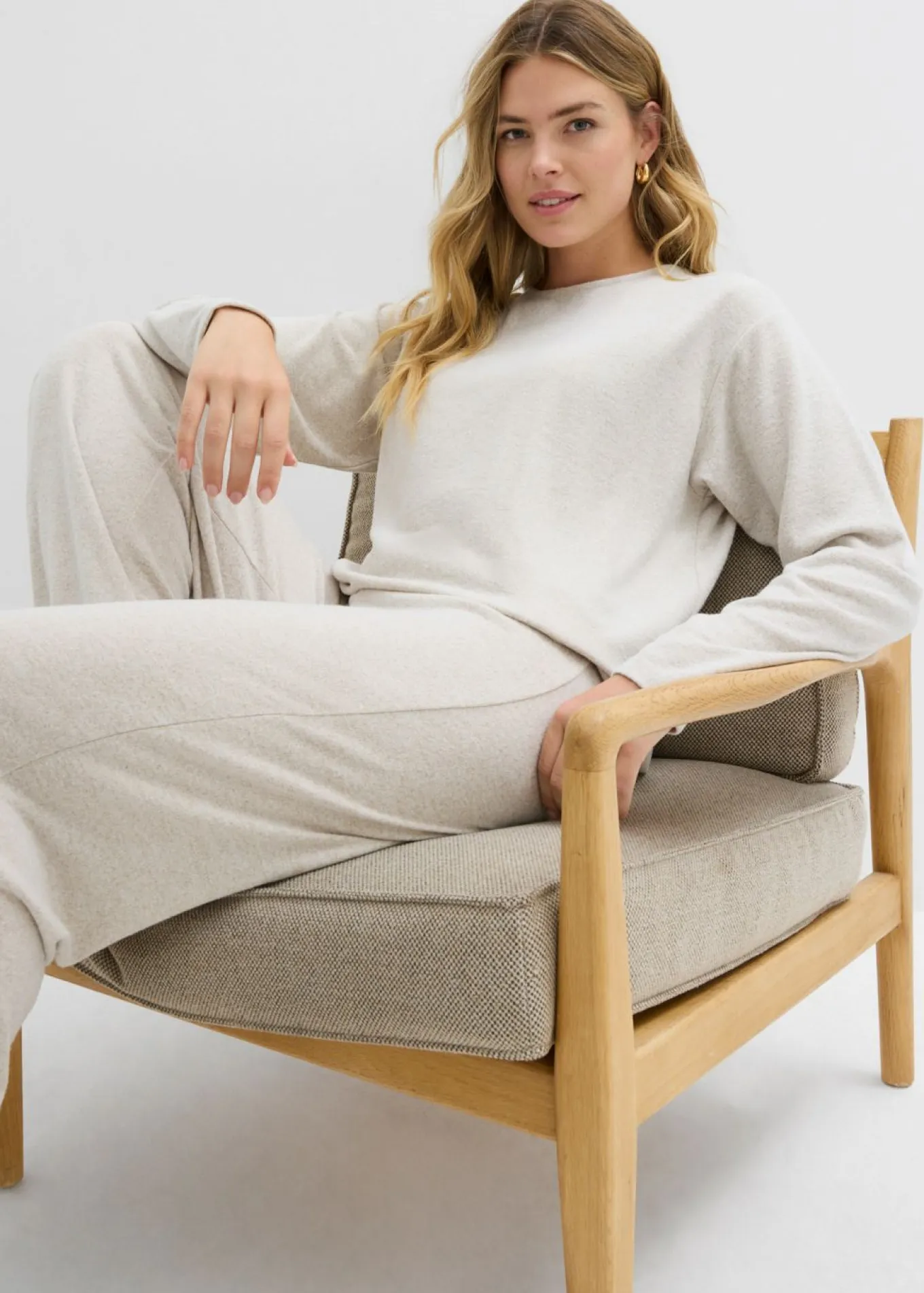 Sudadera larga con aspecto de punto