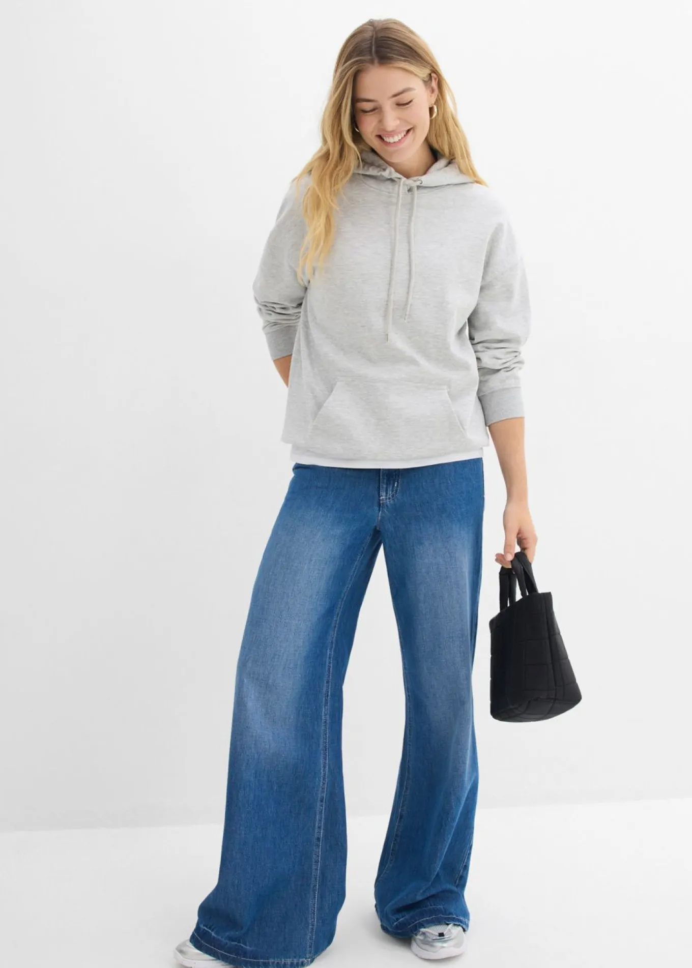 Sudadera oversize con capucha