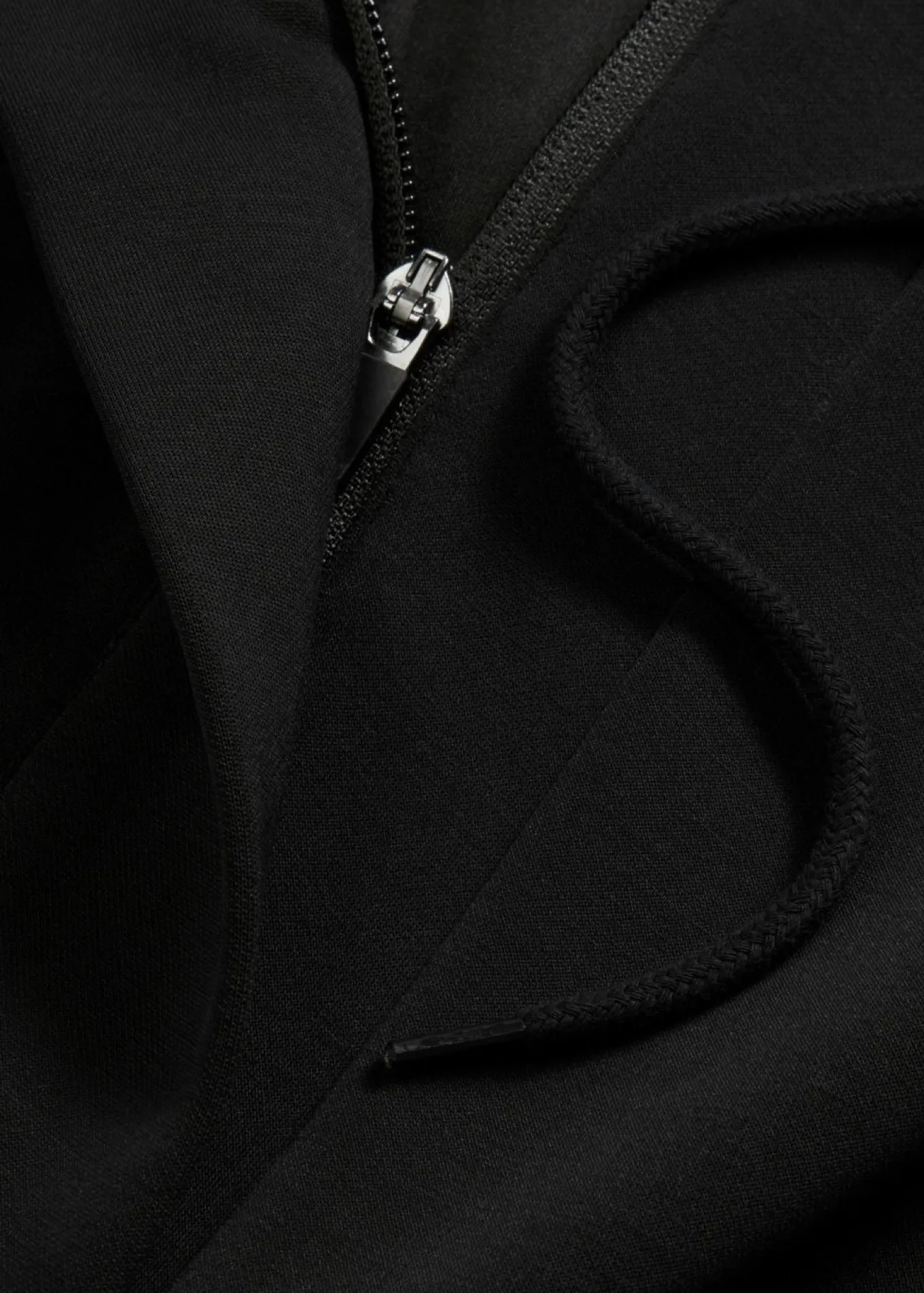 Sudadera ultrasuave de material modal con corte holgado y capucha