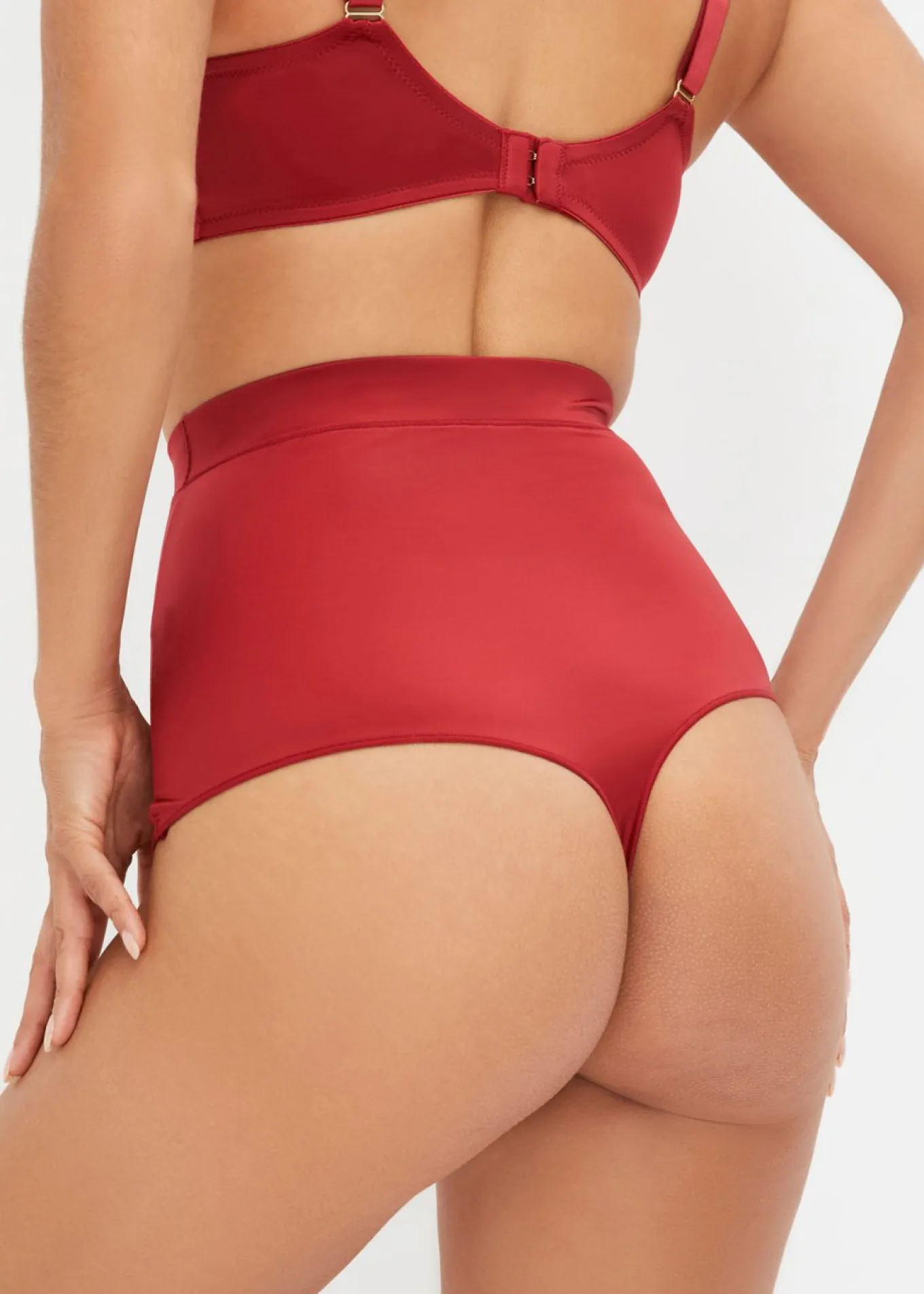 Tanga con efecto brillante y efecto moldeador ligero (2 unidades)