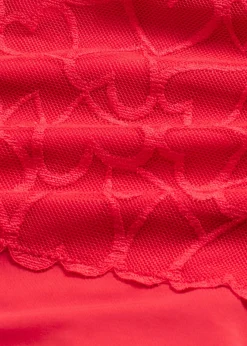 Tanga con efecto moldeador medio y encaje de corazones
