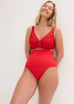 Tanga con efecto moldeador medio y encaje de corazones