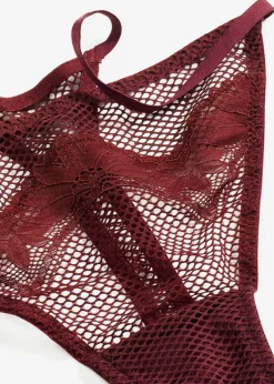 Tanga con encaje sofisticado
