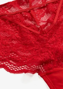 Tanga de encaje delicado