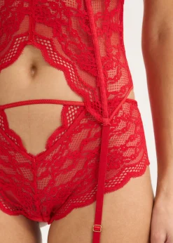 Tanga de encaje delicado