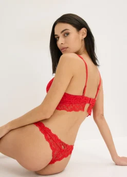 Tanga de encaje suave