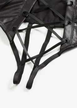 Tanga de talle alto con abertura