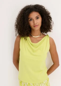 Top con detalle anudado