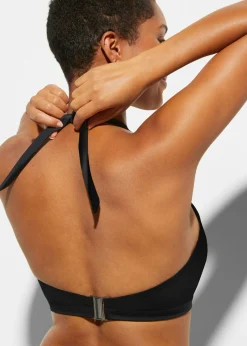 Top de bikini anudado al cuello
