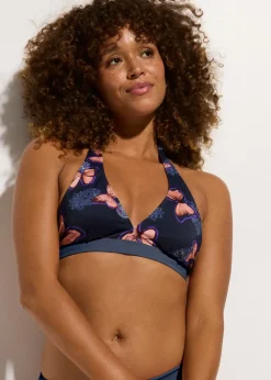 Top de bikini anudado al cuello