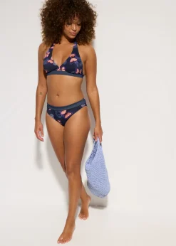 Top de bikini anudado al cuello