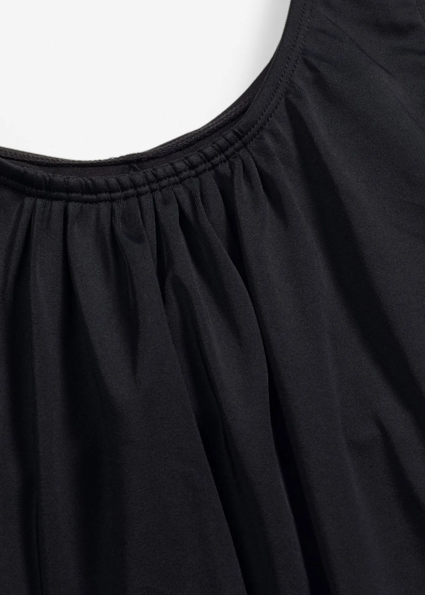 Top de tankini oversize con corte de globo