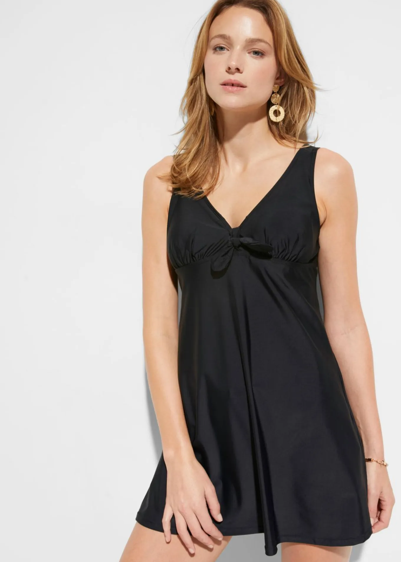 Traje de baño con tirantes anchos