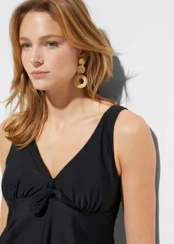 Traje de baño con tirantes anchos