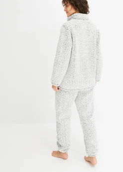 Traje de casa