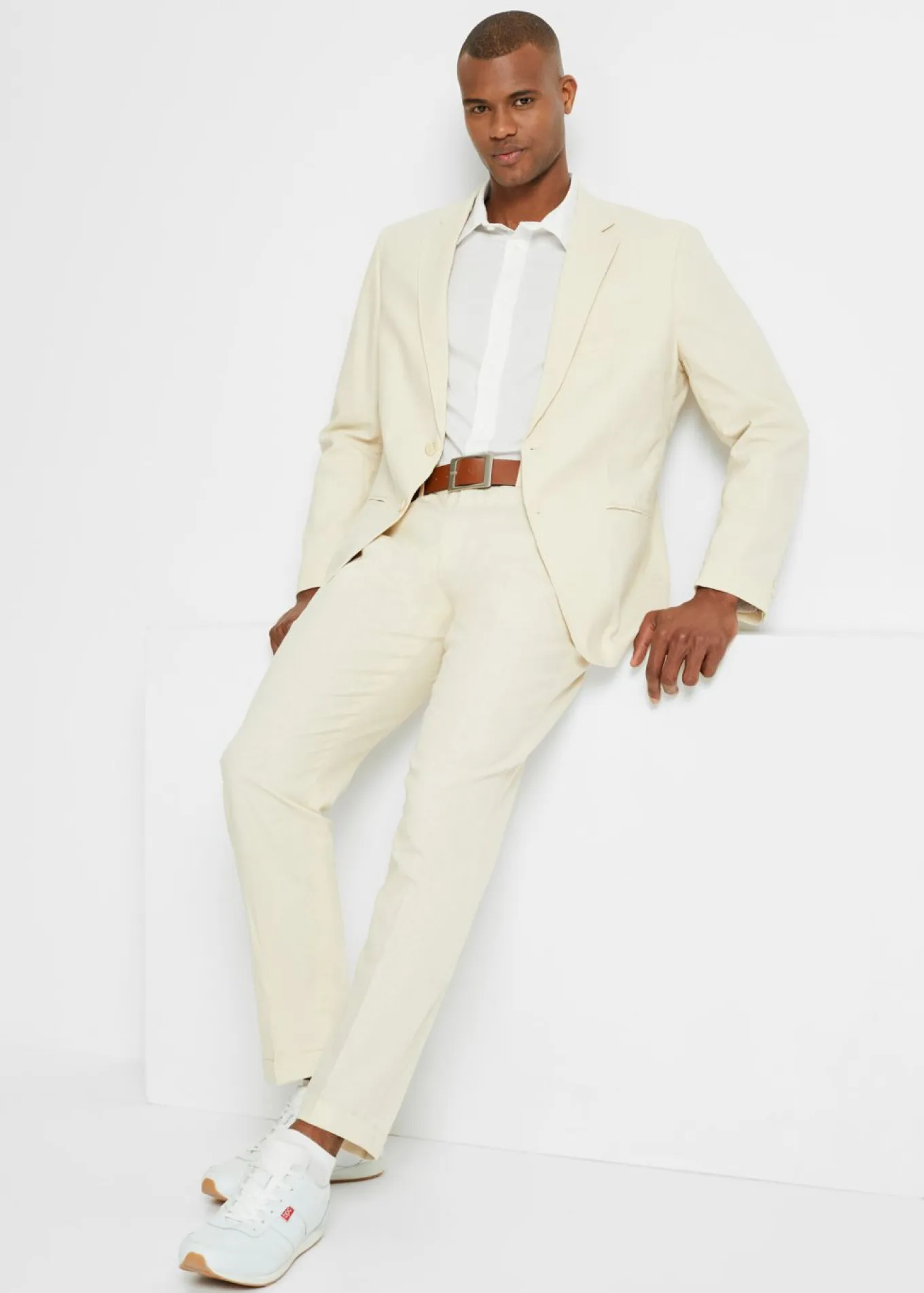 Traje de mezcla de lino ligero, regular fit (2 piezas)