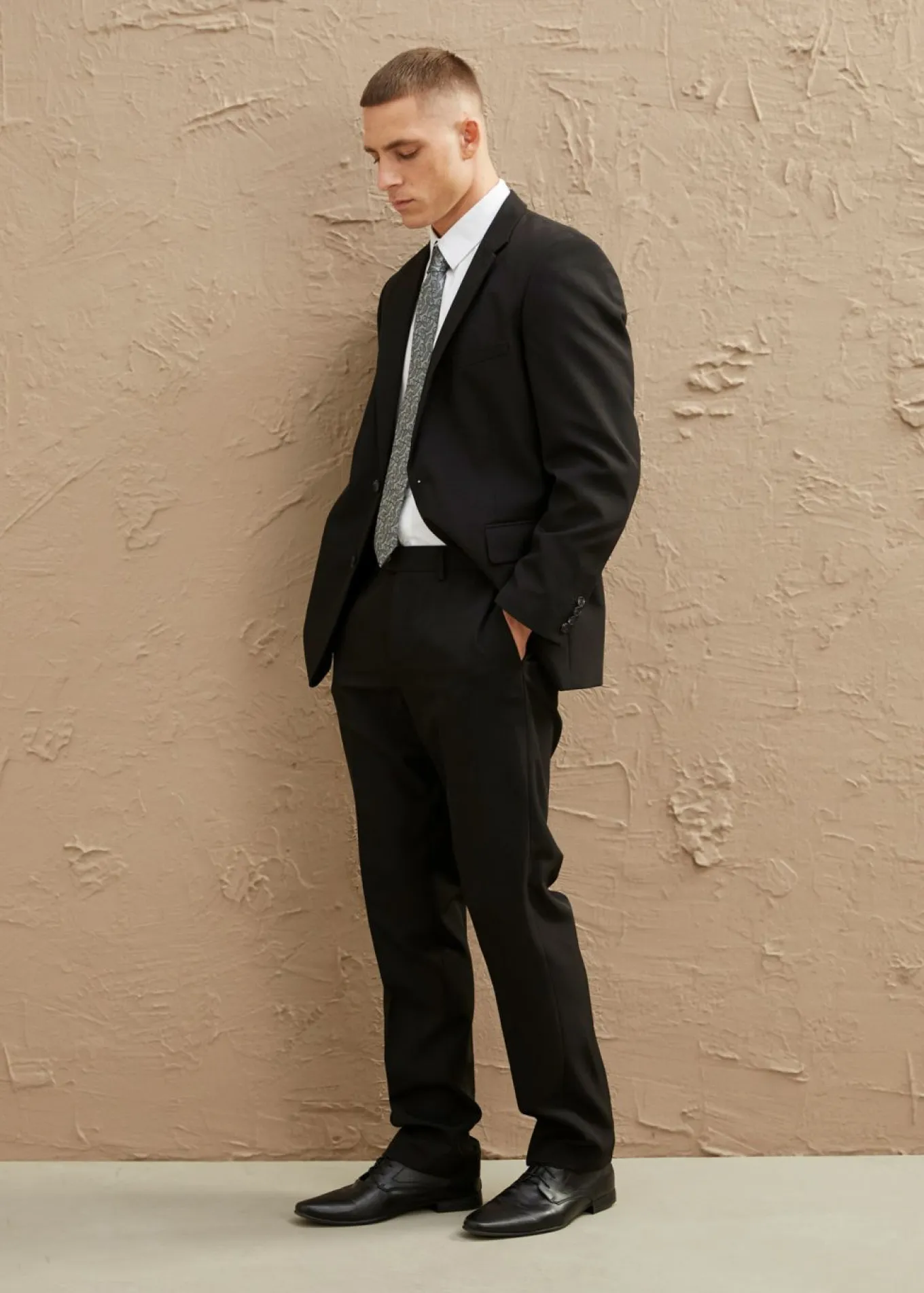 Traje (4 piezas) con camisa y corbata, regular fit
