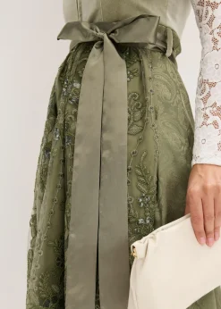 Traje tirolés y delantal (2 piezas)
