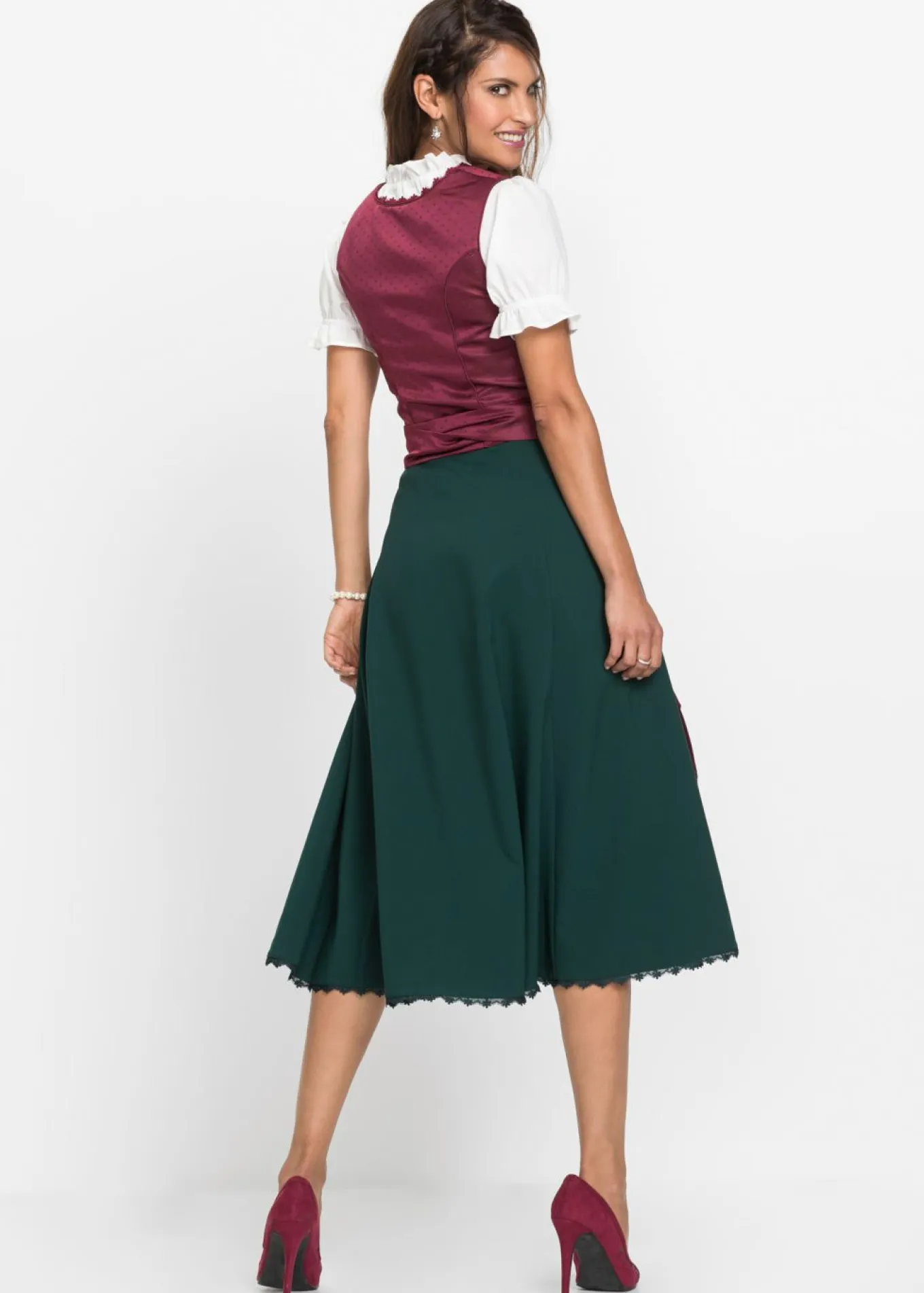 Traje tirolés y delantal (2 piezas)