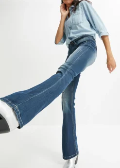 Vaquero bootcut con efecto descolorido
