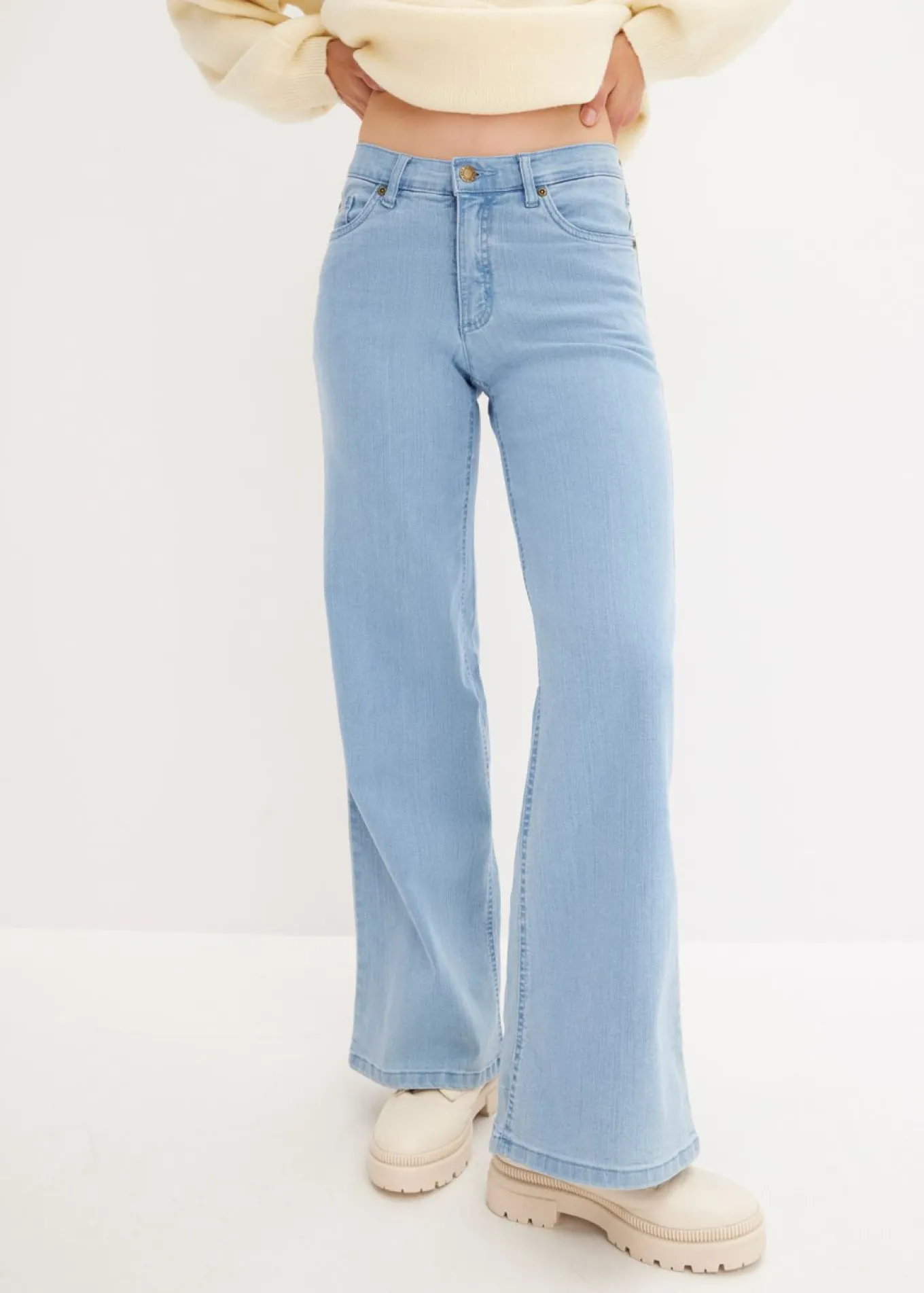 Vaquero de pernera ancha, mid waist, elástico