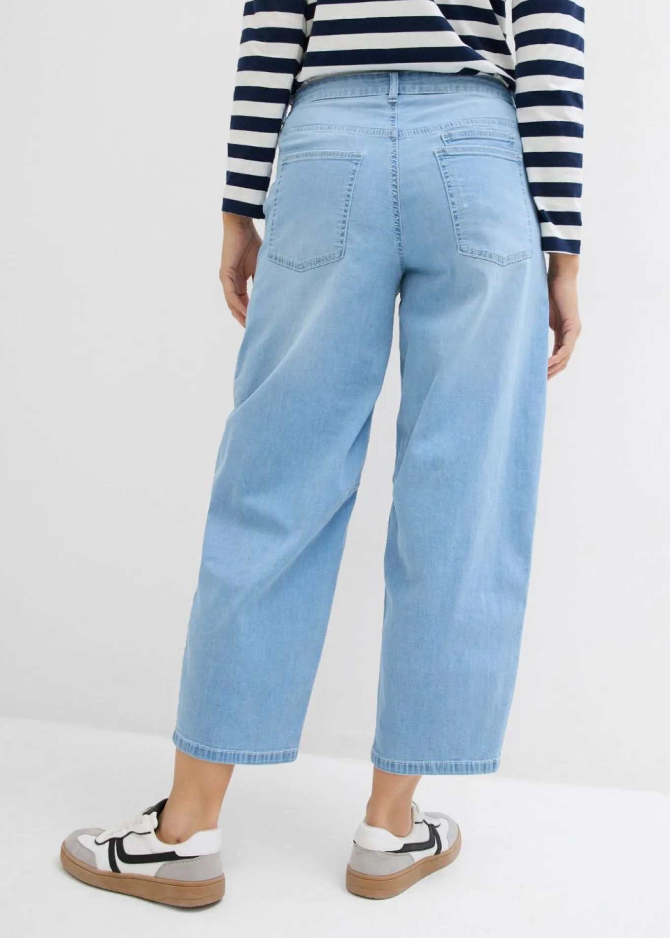 Vaqueros balloon, mid waist, super soft, cropped