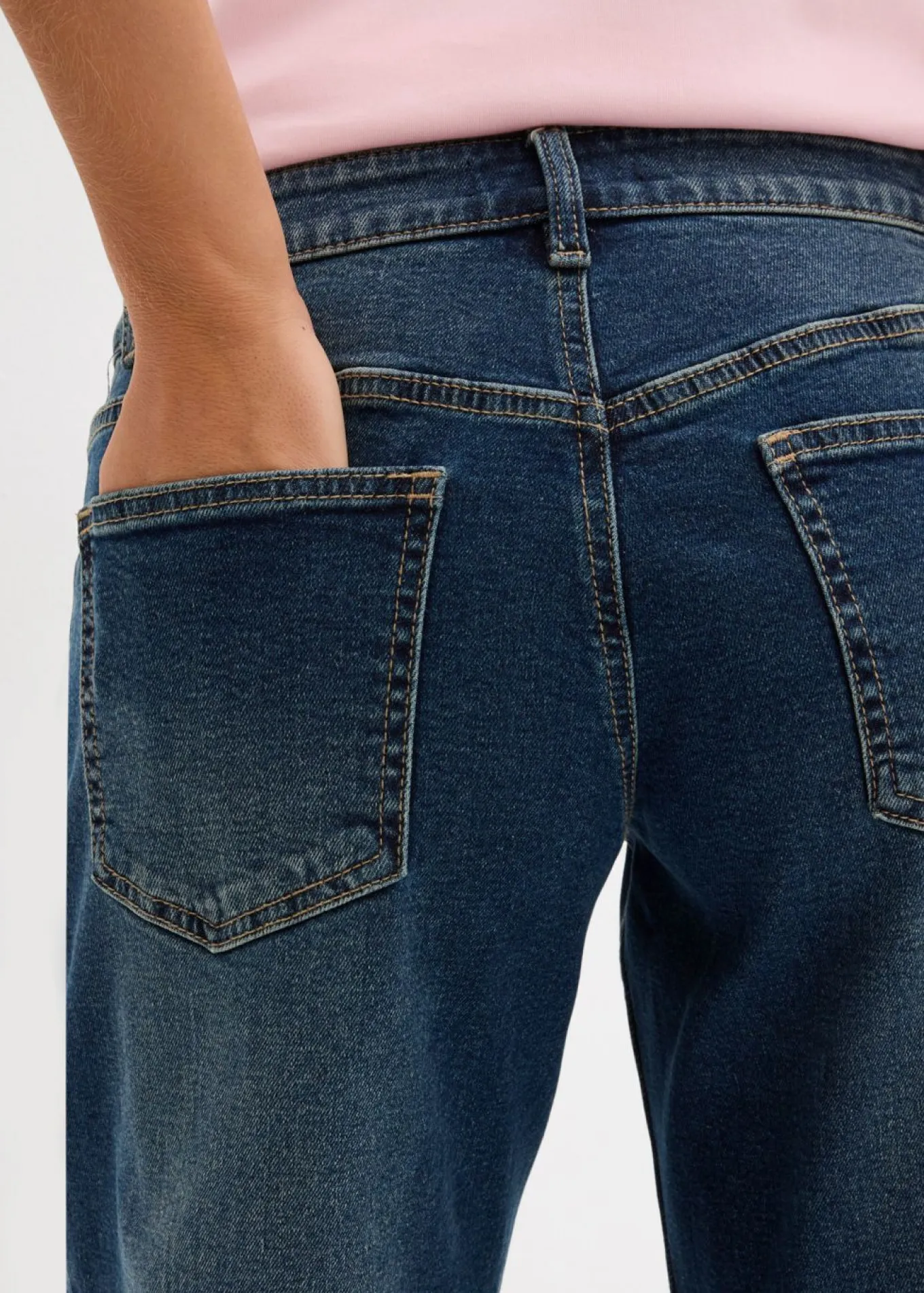 Vaqueros barrel, mid waist