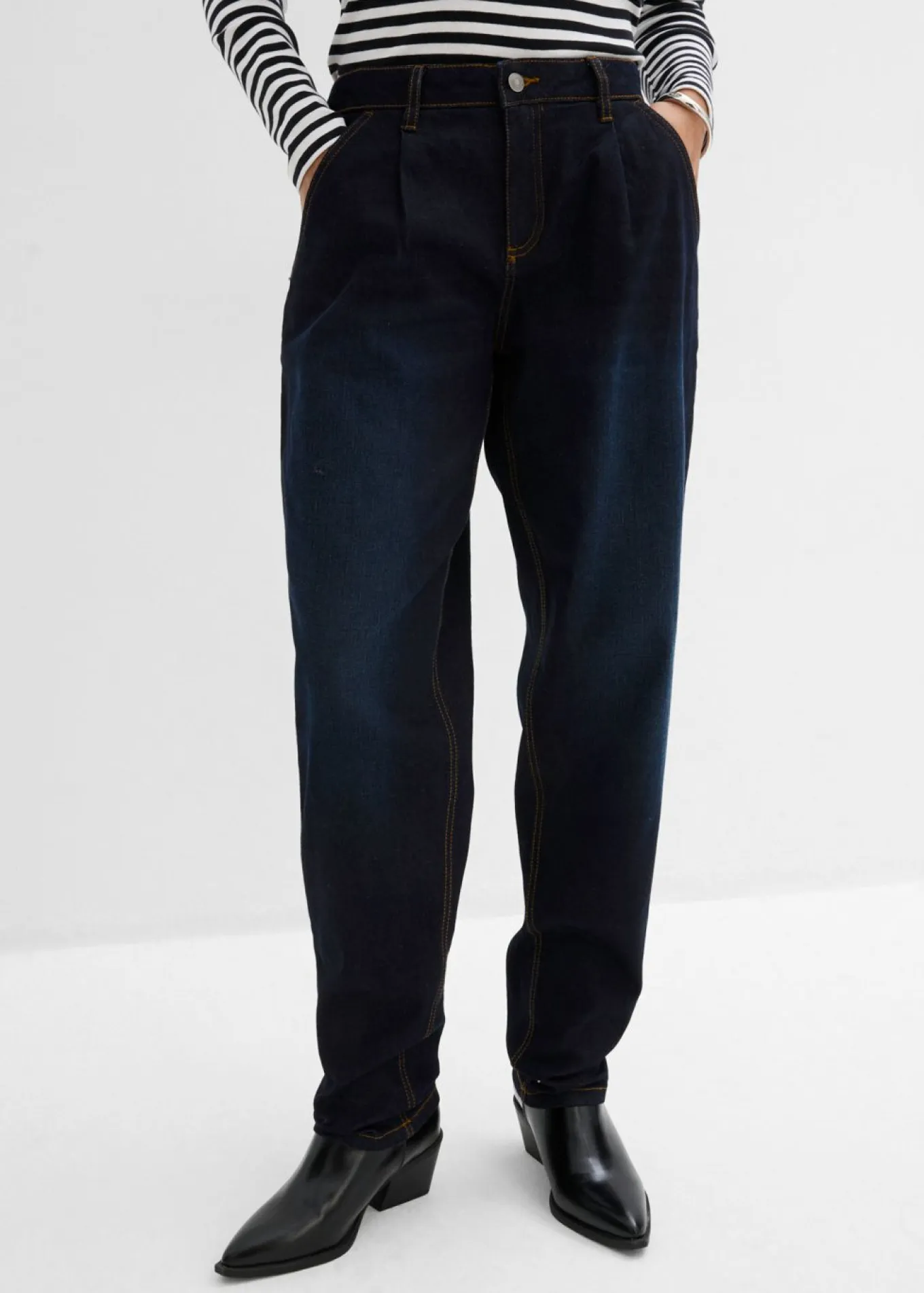 Vaqueros barrel, mid waist, elástico